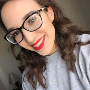 Meet your Posher, Bethany